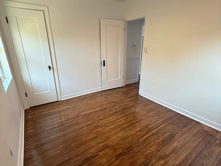 1134 N Evergreen Ave — Photo 22