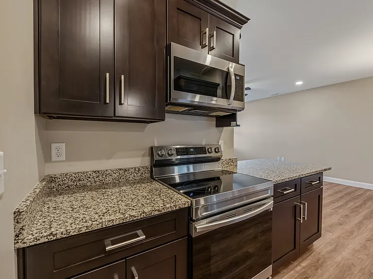 3454 Ammon Dr — Photo 6