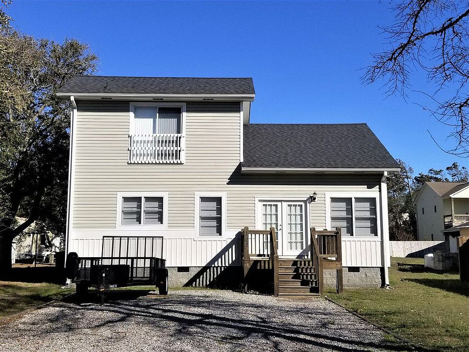 1st image of 102 NE 71st St