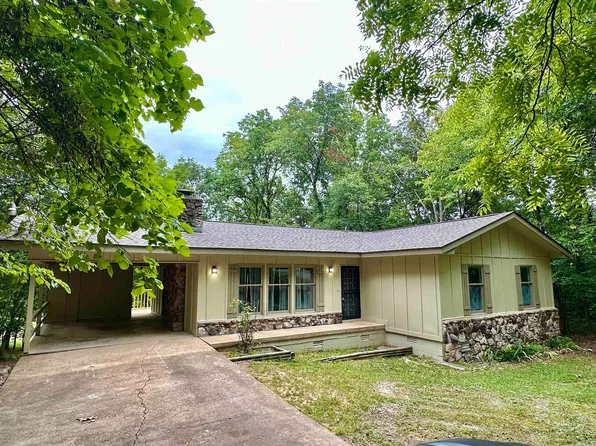 115 Cherokee Rd, Cherokee Village, AR 72529