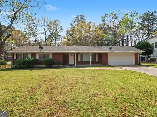 727 S Carter Dr, Jonesboro, GA 30236