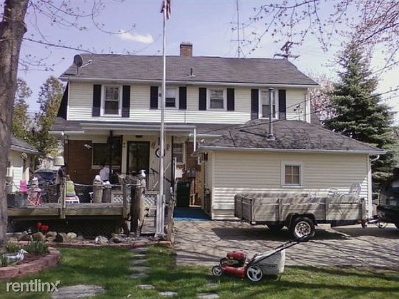 522 S. Michigan back