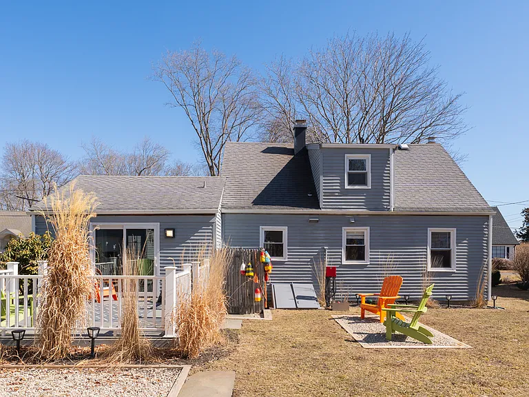 32 Bassett Ln — Photo 35