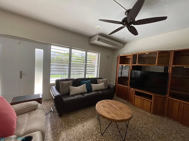 1771 Siervas De Maraa — Photo 10