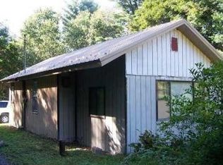 8 Glazer Dr, Bloomingburg, NY 12721