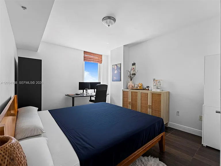 244 Biscayne Blvd #701 — Photo 21