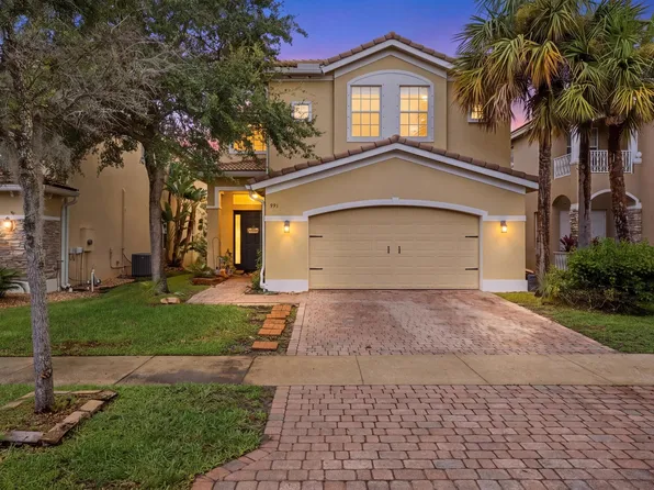 991 NW Leonardo Circle, Port St Lucie, FL 34986