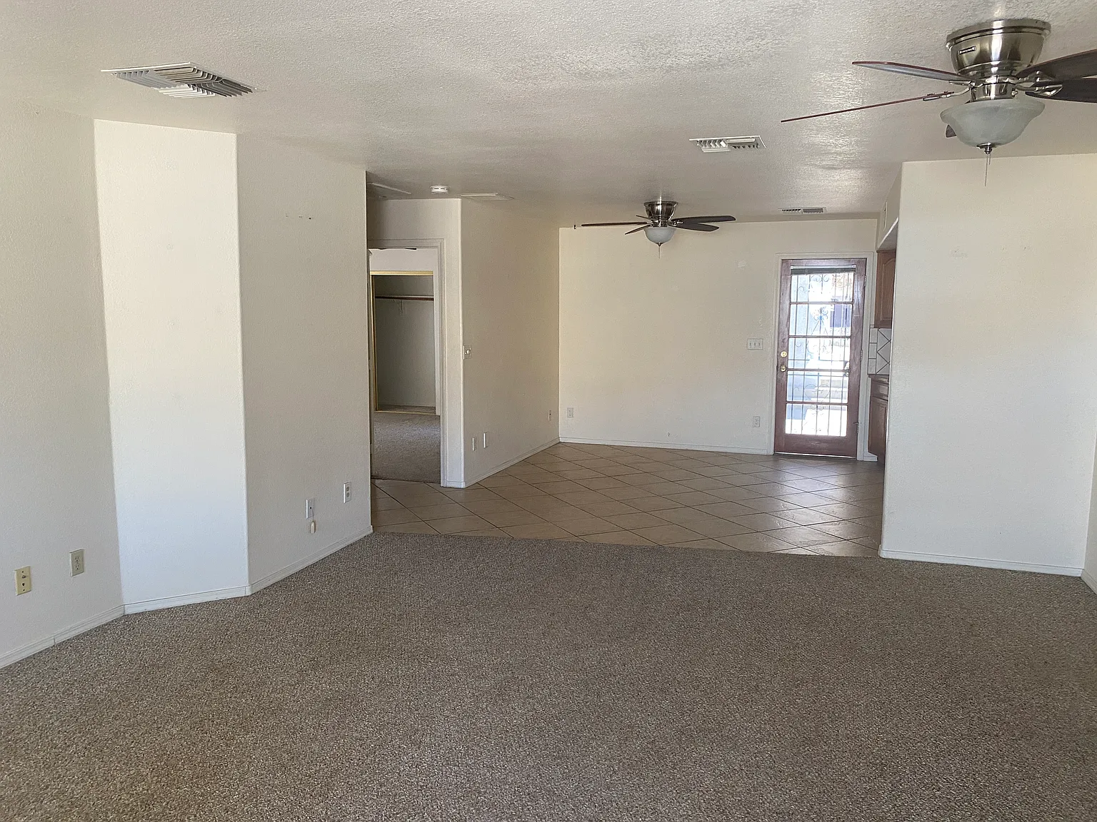 3 bed, 1470 sqft, $1,785 — Photo 3