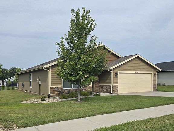 3rd image of 4744 Jackies Way