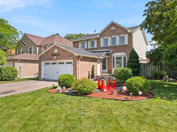 1928 New St, Pickering, ON L1V 3W9