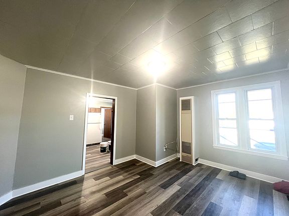 5th image of 12 Burleson Ln #A