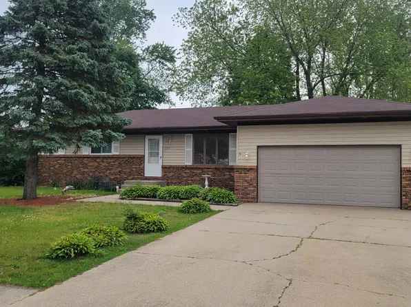 2203 Kennedy St, Portage, IN 46368
