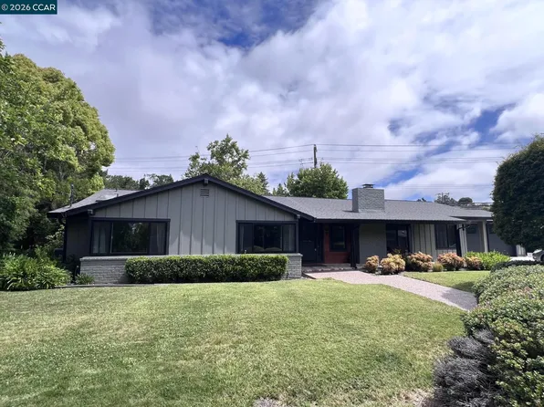 2 Estabueno Dr, Orinda, CA 94563