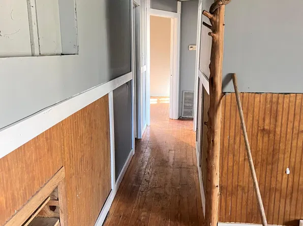 364 Sleepy Hollow East Rd, Wilkesboro, NC 28697