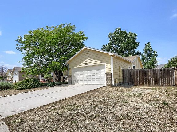 3rd image of 891 S Rachel Ave