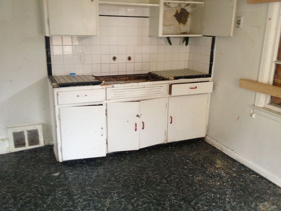 2nd image of 10030 Mettetal St