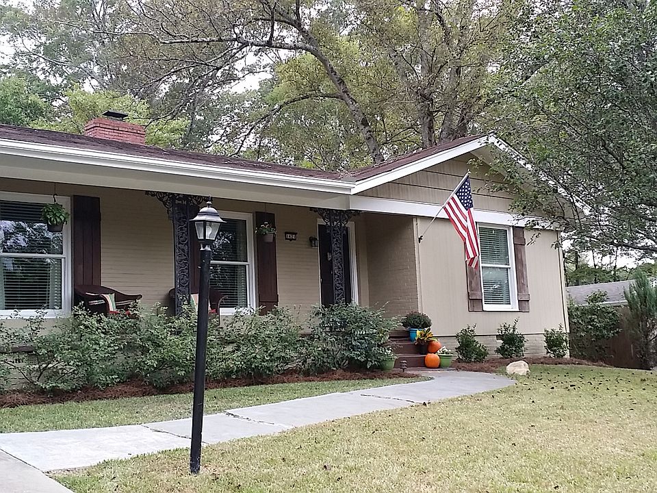1421 Winchester St, Jackson, MS 39211 Zillow