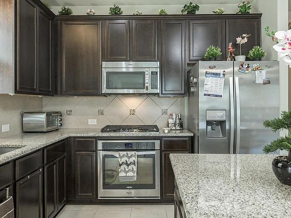 4th image of 3720 Mineral Dr