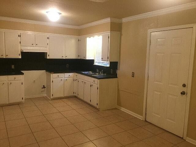 2nd image of 7801 Wyngate Blvd