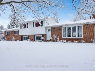 39 Parkview Hts, Quinte West, ON K8V 5M1