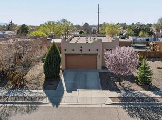 3074 Floras Del Sol St, Santa Fe, NM 87507