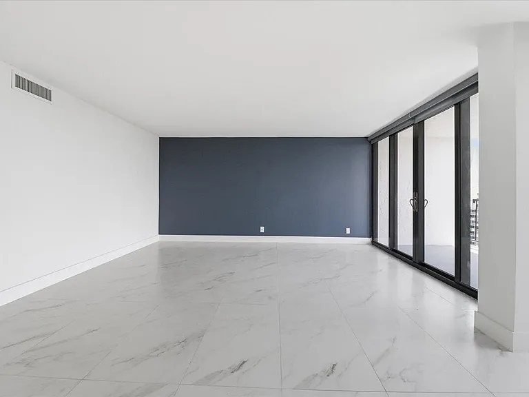 936 Intracoastal Dr #21C — Photo 5