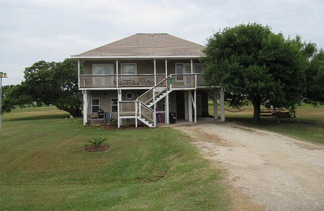 1st image of 1785 Bayview Dr