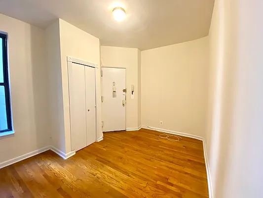 Rented by Corcoran | media 9