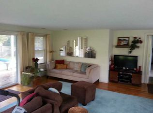 105 Allen Ave, South Kingstown, RI 02879