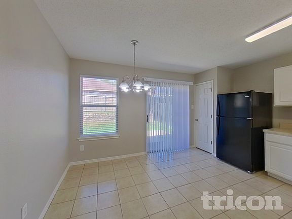 5th image of 10100 Chapel Oak Trl