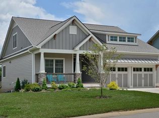87 Birchbark Dr, Mills River, NC 28759