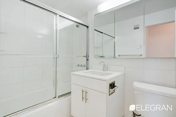 Rented by (Legacy) Elegran | media 14