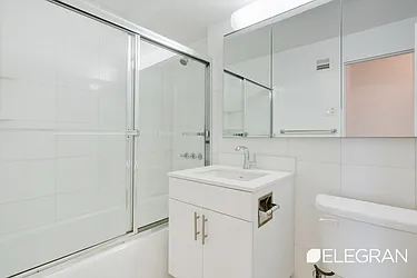 Rented by (Legacy) Elegran