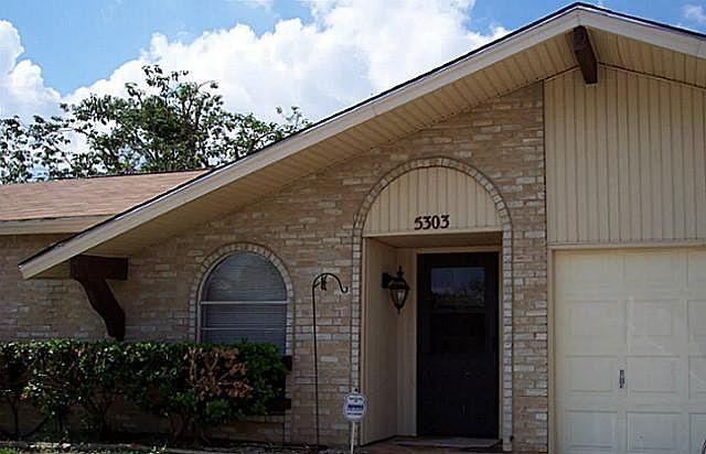 1st image of 5303 Duchess Ct