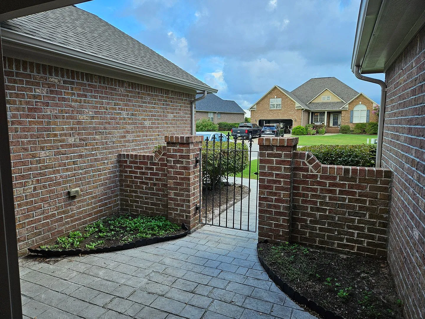 Beautiful 3 Bedroom 2 bath unfurnished Home in Hampstead - Castle Bay Country Club community — Photo 3