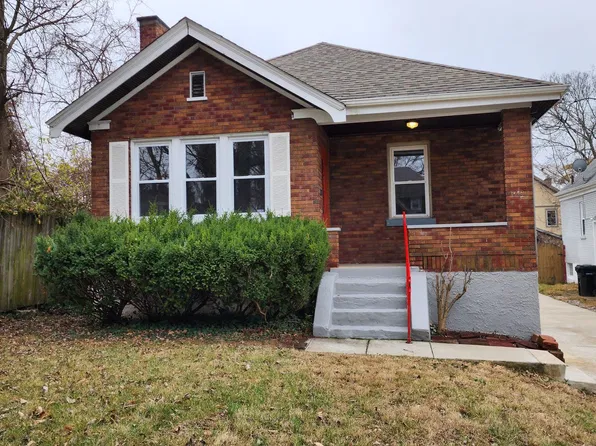 3525 Mary Ann Ln, Cincinnati, OH 45213