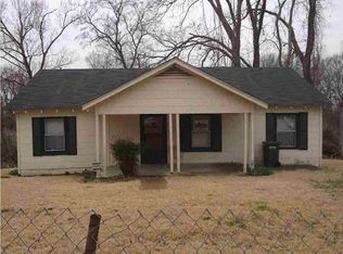 1240 Gatemouth Moore Dr, Yazoo City, MS 39194