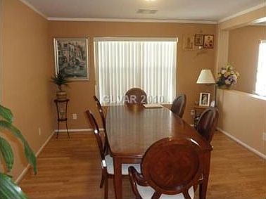 3rd image of 5594 Henshaw Ave