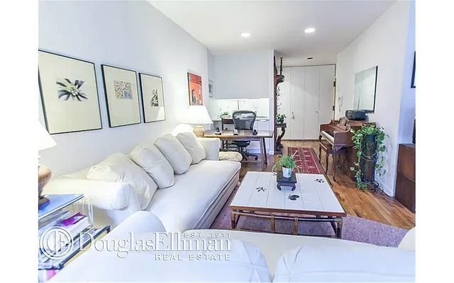 Rented by Douglas Elliman | media 28