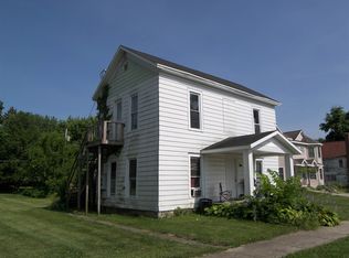 108 N Washington St, Pierceton, IN 46562
