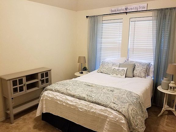 2nd image of 4052 Summerhill Ln