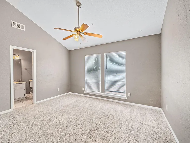 7716 Challie Ln #7716 — Photo 17