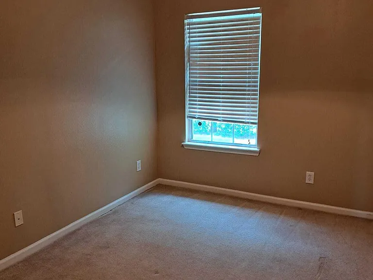 7540 Red Crane Ln — Photo 11