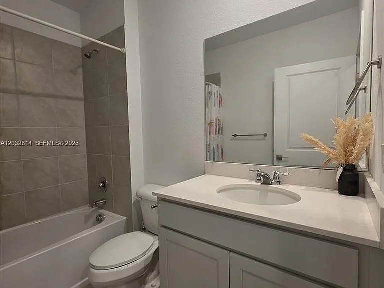 4860 Dillion St #4860 — Photo 12