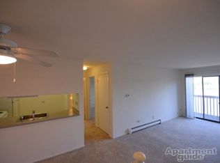 1760 22nd St APT D, Wheaton, IL 60189