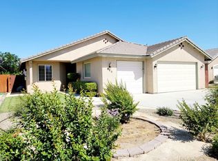 636 Pinon Ct, Ridgecrest, CA 93555