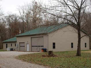 956 Pokey Rd, Pocahontas, IL 62275