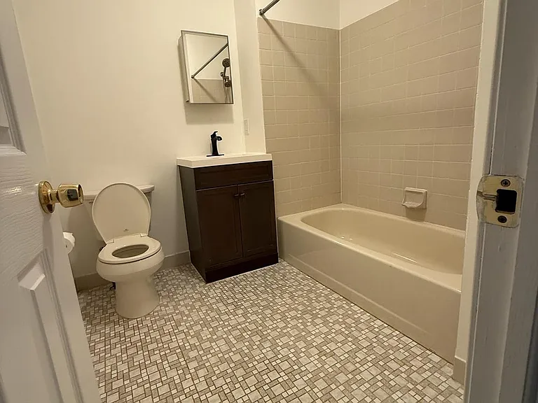 3 Cambridge Dr — Photo 21
