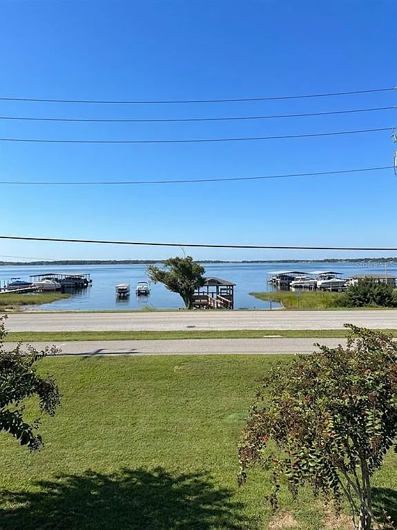 2 bed, 2.0 bath, 1314 sqft, $2,300 — Photo 2