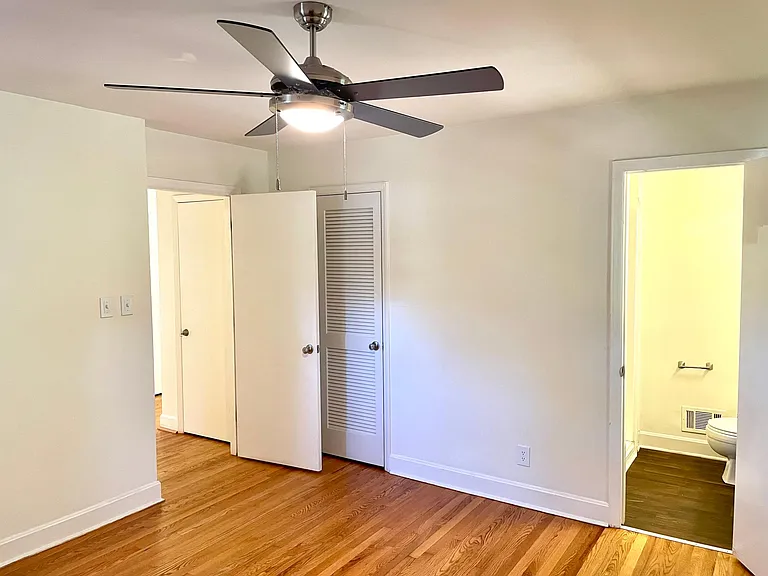 6524 Idlebrook Dr — Photo 8